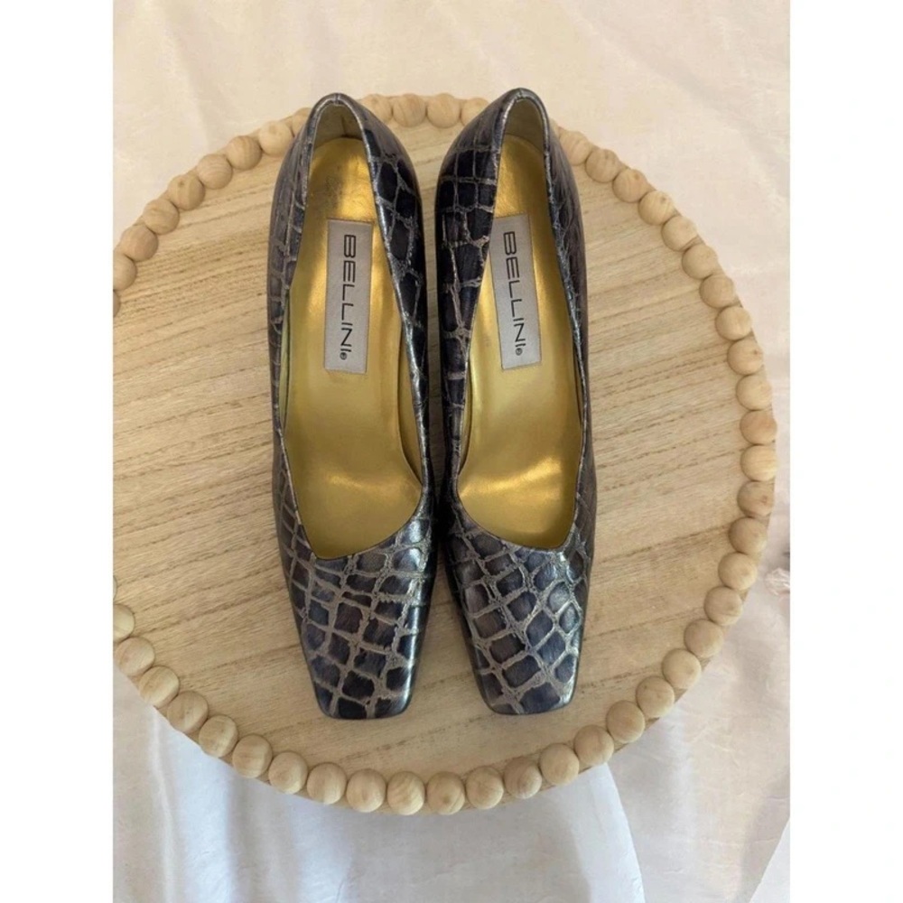 Bellini Women's Croc-Embossed Black Heels